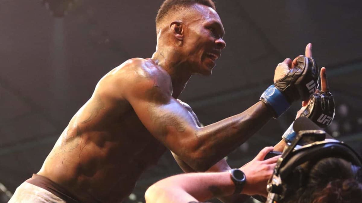 Robert Whittaker admits trash talk from sh*thead Israel Adesanya got in  his head: It did, because the last fight I was kind of very emotional”