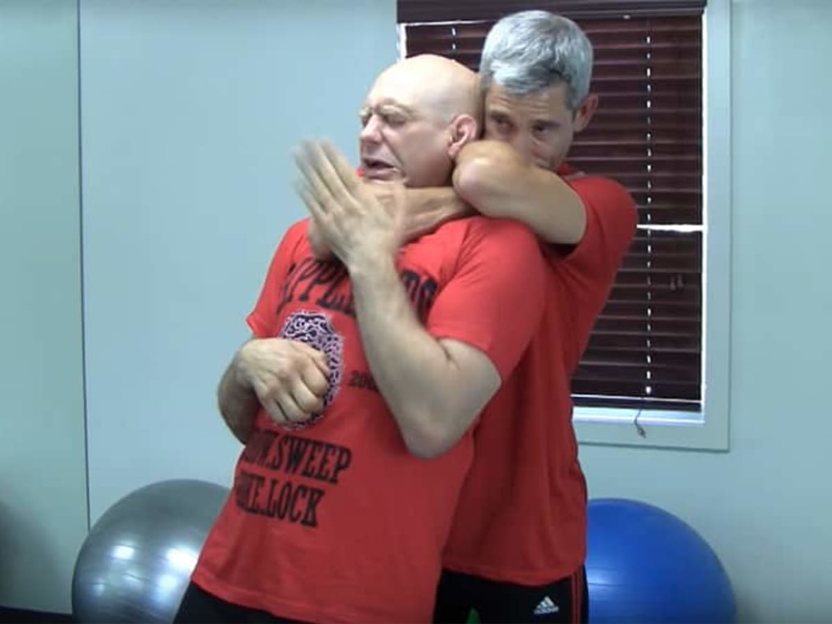 How to get out of a Choke Hold ! Street fighting 