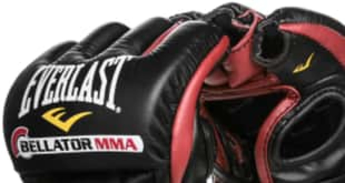 Bellator glove online