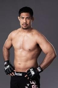 Portrait of Mark Munoz