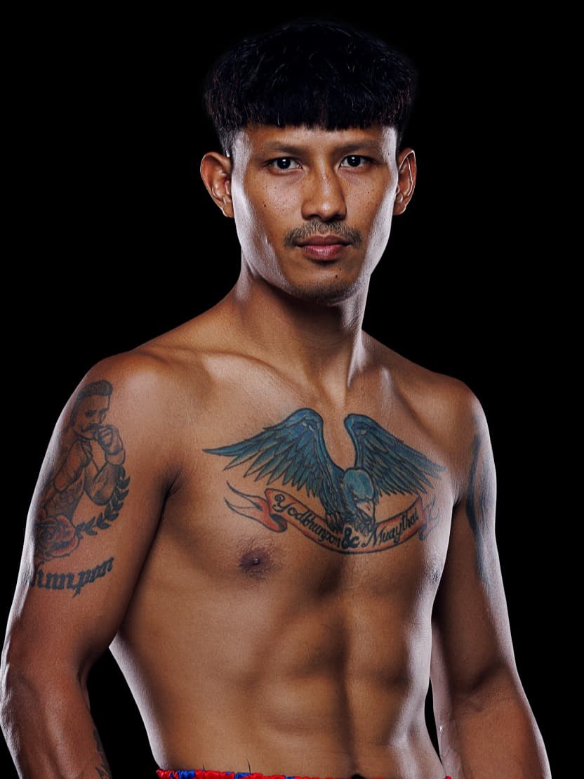 Portrait of Yodkhunpon Piranha Muangthai