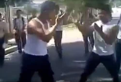 10 second street fight ends in brutal fashion