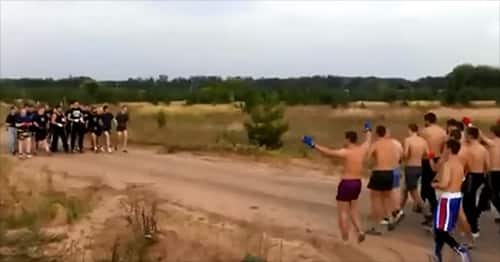 2 Russian gangs in crazy mass brawl