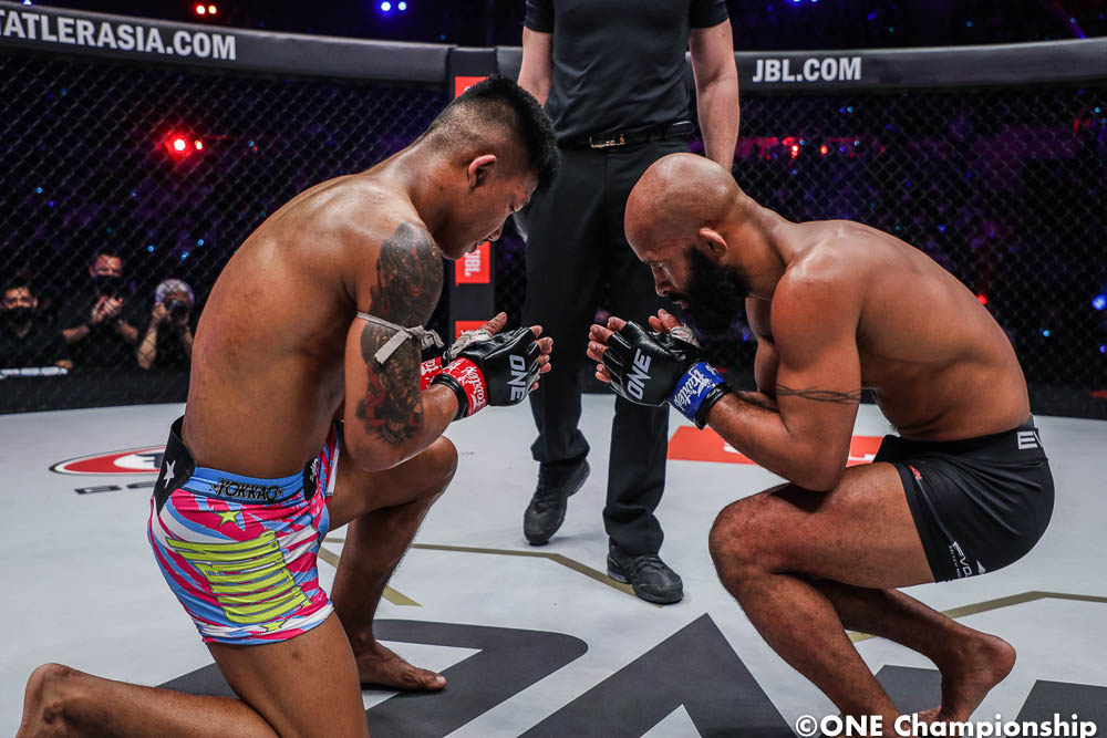ONE X results: Demetrious Johnson submits Rodtang Jitmuangnon, wins special rules superfight