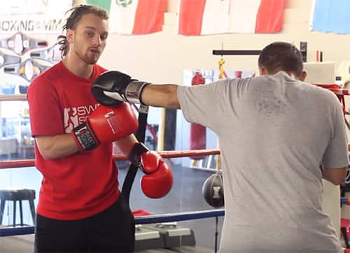 3 tips to shut down an aggressive fighter