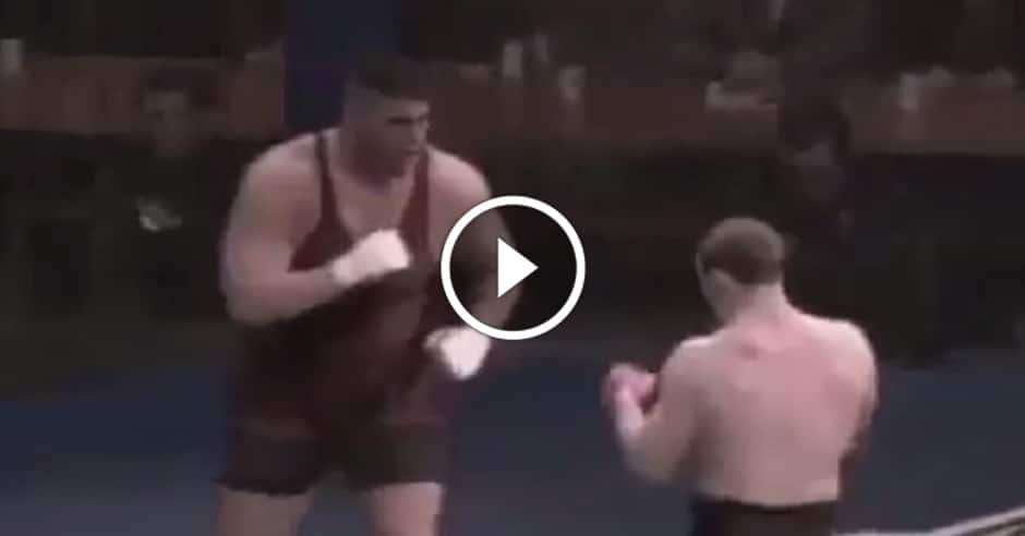 5’8 vs 6’8 + 100 pounds in old school bare knuckle fight