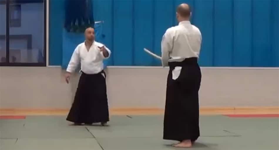 Aikido master demonstrates VERY effective defense against a blade attack