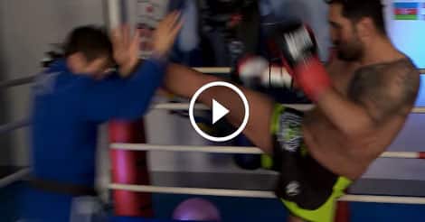 BJJ champion test himself against Muay Thai