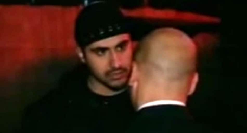 Bouncer: World champion kickboxer handles loudmouth PERFECTLY