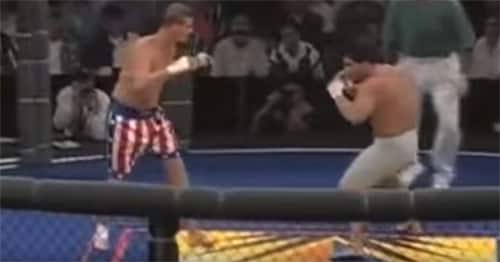 Boxer vs wrestler in old school no-rules fight ends in 30 seconds