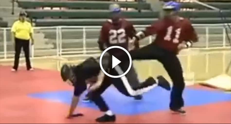 Basketball-style game – with head kicks