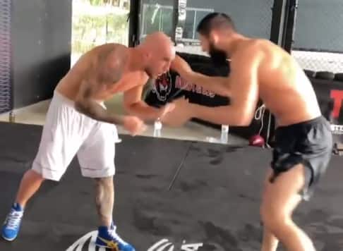 WATCH: Khamzat Chimaev and Yaroslav Amosov battle on the mats at Tiger Muay Thai