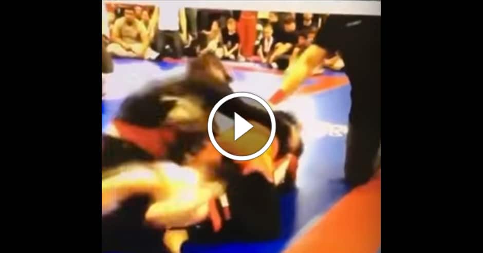 Coach controversially ends grappling match