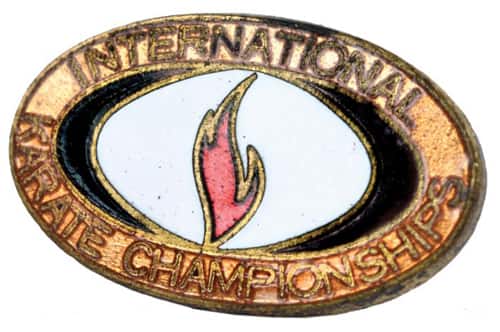 Elvis Presely’s gi goes to auction