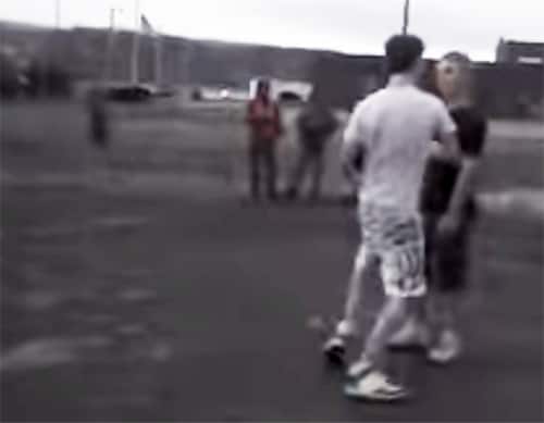 Fast bloody fight ends with Jiu-Jitsu