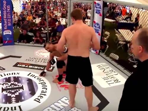 Fighters tap out in 1 second