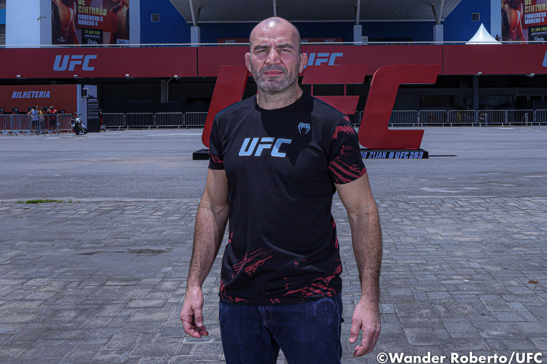 Glover Teixeira visualizes winning belt in Brazil at UFC 283: ‘It’s different. I can’t wait.’
