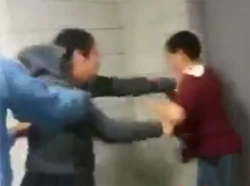 High school bully insists on fight – gets owned