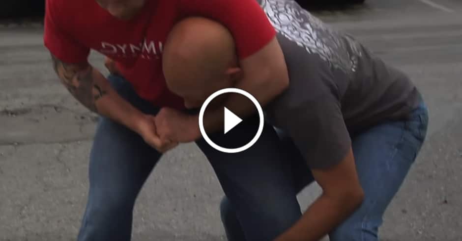 How to escape a headlock on the street with Jiu-Jitsu