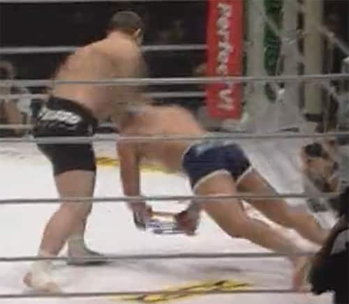 Igor Vovchanchyn shuts Francisco Bueno off like a switch