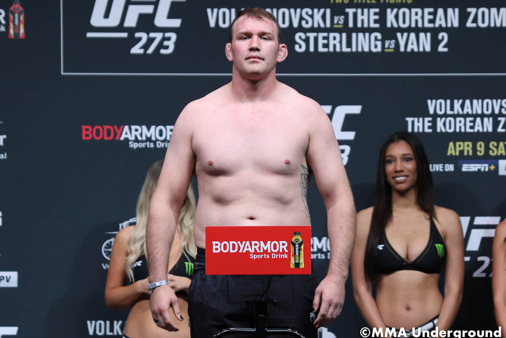 Jared Vanderaa looks to keep the ball rolling at UFC 273