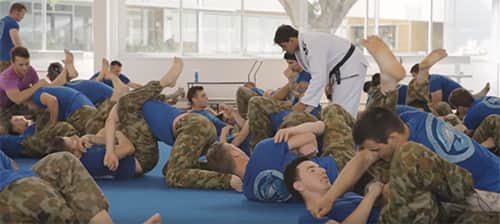 Jiu-Jitsu black belt trains Australian Army soldiers