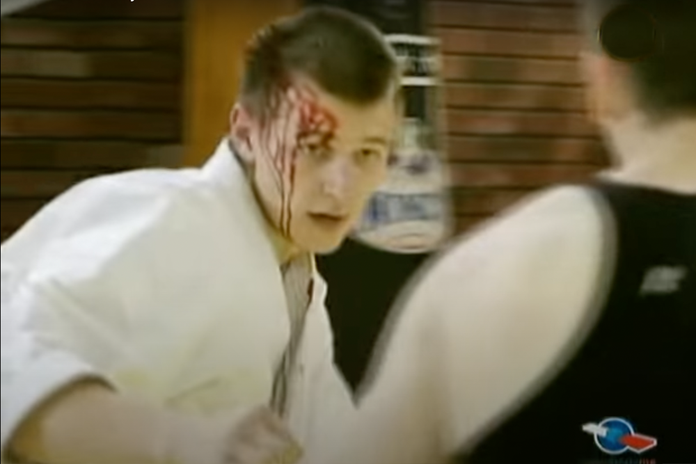 Okinawan karate vs. muay Thai in bloody, Russian, no-rules gym fight