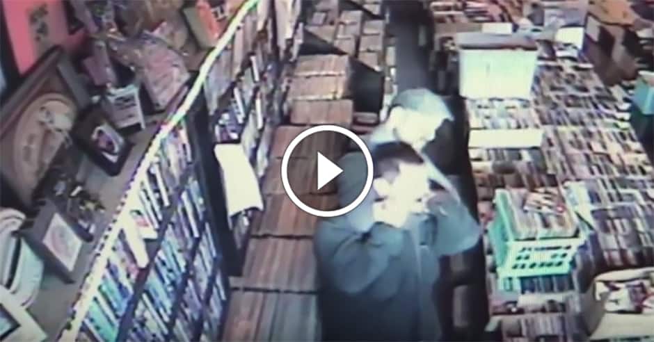 Knife-wielding thief tries to steal from mma fighter’s shop