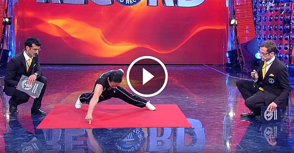 Kung Fu master attempts world record for one finger push ups