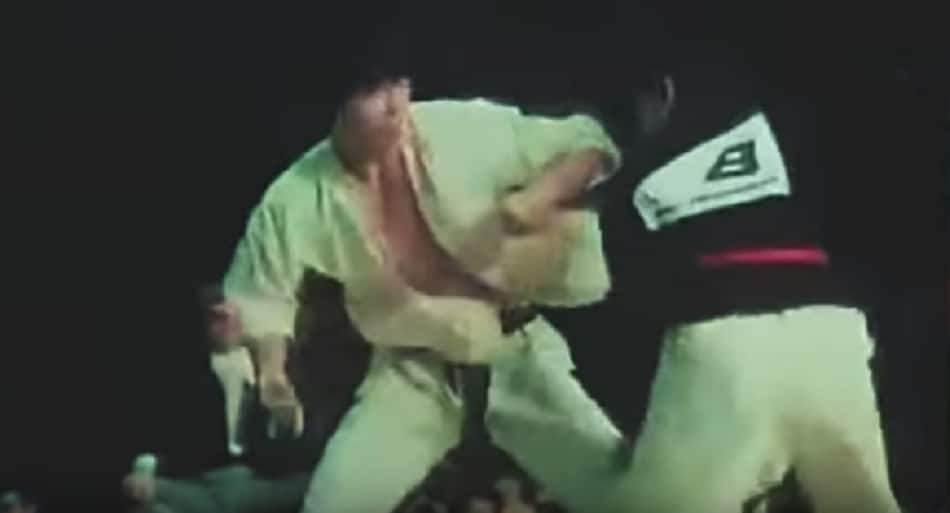 Kyokushin karate vs. Kung Fu fight from 1975 – someone goes DOWN