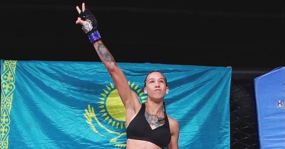 Mariya Agapova adorns her art with blood, literally