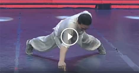 Martial artist breaks world record for one-finger push ups