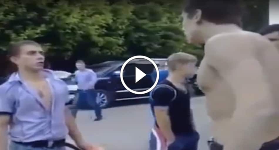 Martial arts skills on display in Russian David vs Goliath street fight