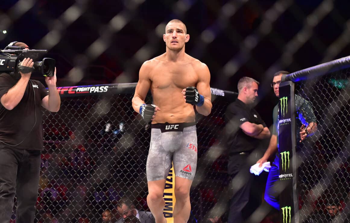 Strickland easily outpoints Jotko in route to tenth UFC win