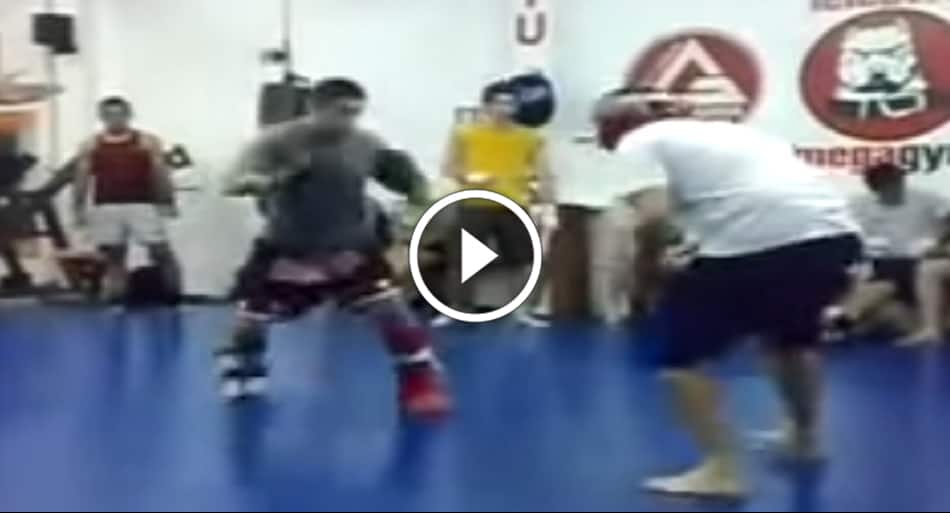 Muay Thai vs. Jiu-Jitsu – does not last long