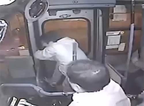 Mugger attempts to rob a lady – bus driver handles it