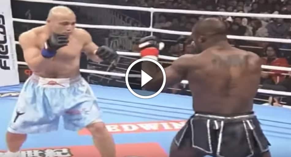 Boxing champion vs. kickboxing champion in MMA – gets BRUTAL