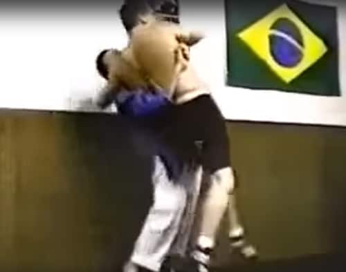 Old school MMA – Jeet Kune Do vs Jiu-Jitsu – doesn’t end well