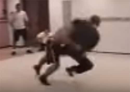 Old school no rules fight: BJJ vs Kung Fu – ends badly