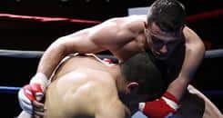 One-armed Fighter Victorious in Pro MMA Debut