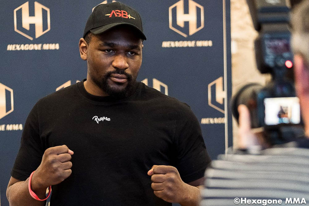 Hexagone MMA 9 presents world heavyweight championship with Prince Aounallah vs. Paul-Emmanuel Gnaze