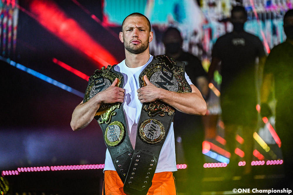 Reinier de Ridder expects to dominate world title challenger Vitaly Bigdash: ‘He’s predictable’