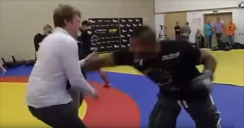 Reporter challenges Alistair Overeem – almost gets him