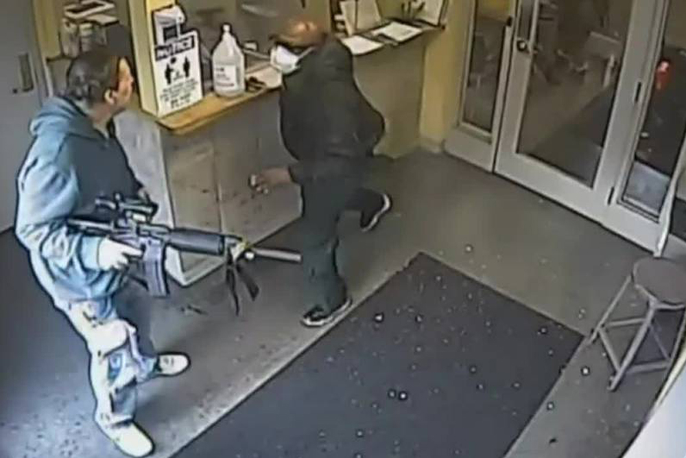 Unarmed guard vs. man firing AR-15 in Buffalo, NY