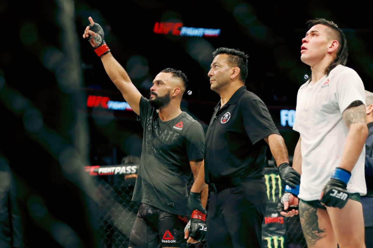 Rob Font puts on boxing clinic in one-sided defeat of Cody Garbrandt at UFC Vegas 27