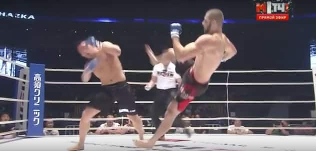 Strange fight ending at RIZIN in Japan