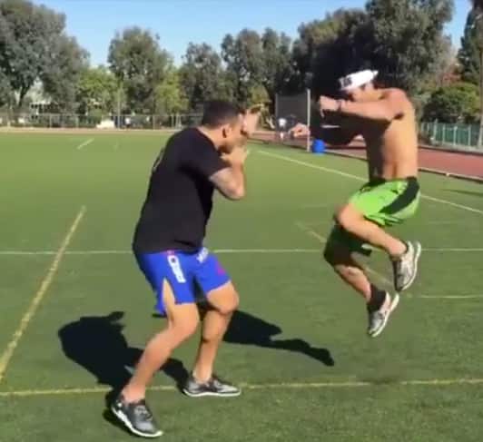 Machida and Werdum in park  recreate classic cinematic fight scene