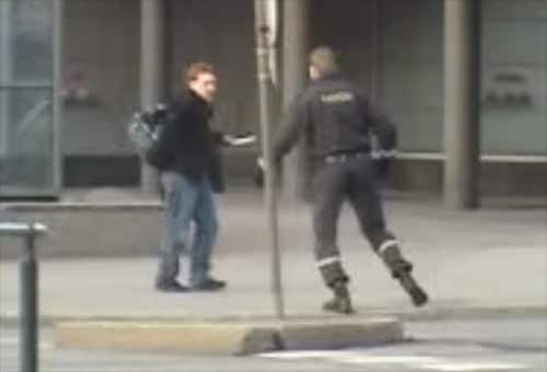 Security guard vs. knife-wielding lunatic in Finland