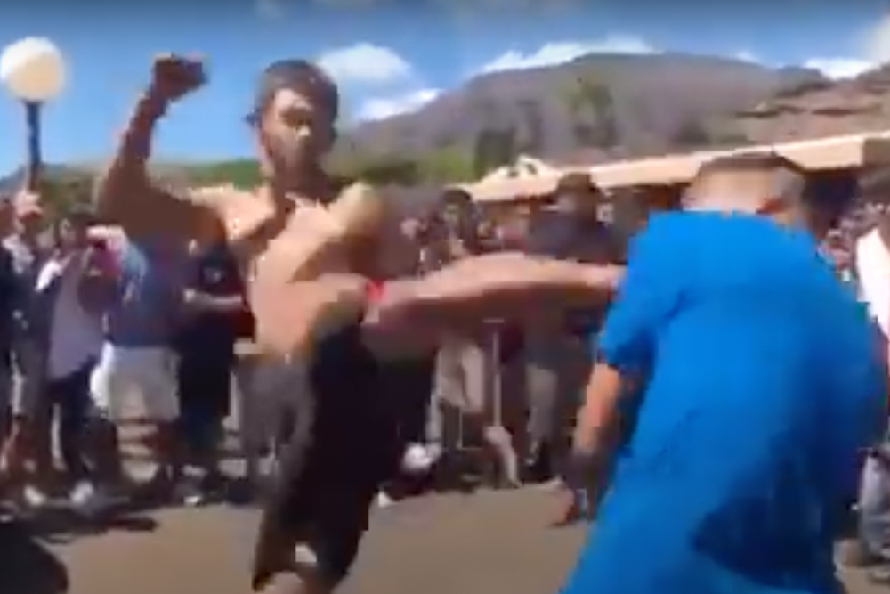 Street fighting, the way it ought to be