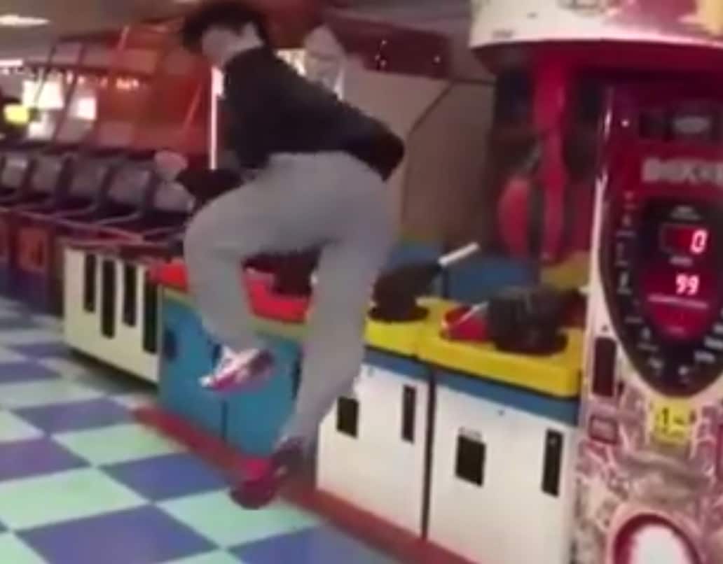 Crazy cool spinning kicks on the punching machine